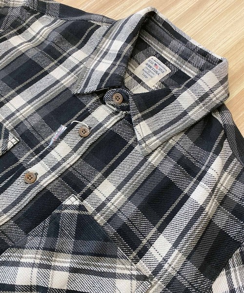 AVIREX（アヴィレックス）の「デイリーコットンフランネル ワークシャツ（シャツ/ブラウス・メンズ・ブラック/カーキ/サックスブルー/レッド/グリーン/ネイビー・M/L/XXL/XL）」の10枚目の写真