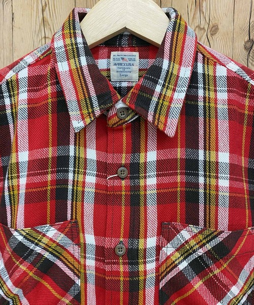 AVIREX（アヴィレックス）の「デイリーコットンフランネル ワークシャツ（シャツ/ブラウス・メンズ・ブラック/カーキ/サックスブルー/レッド/グリーン/ネイビー・M/L/XXL/XL）」の16枚目の写真