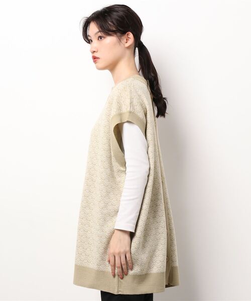 Samansa Mos2 blue（サマンサモスモスブルー）の「2WAYニットベスト（ベスト・レディース・ブラック/ベージュ/ブラウン・ﾌﾘ-）」の4枚目の写真