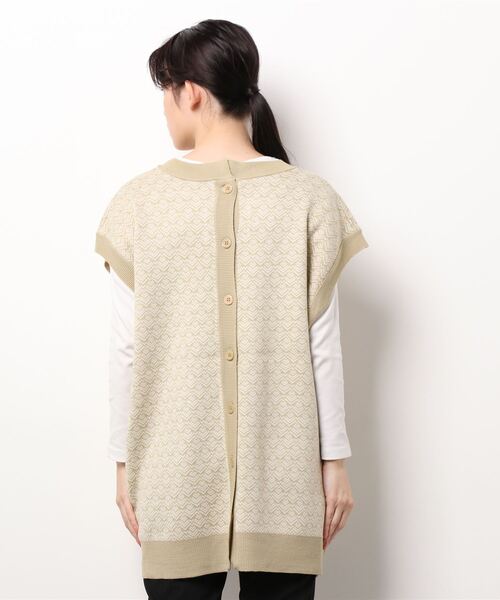 Samansa Mos2 blue（サマンサモスモスブルー）の「2WAYニットベスト（ベスト・レディース・ブラック/ベージュ/ブラウン・ﾌﾘ-）」の6枚目の写真