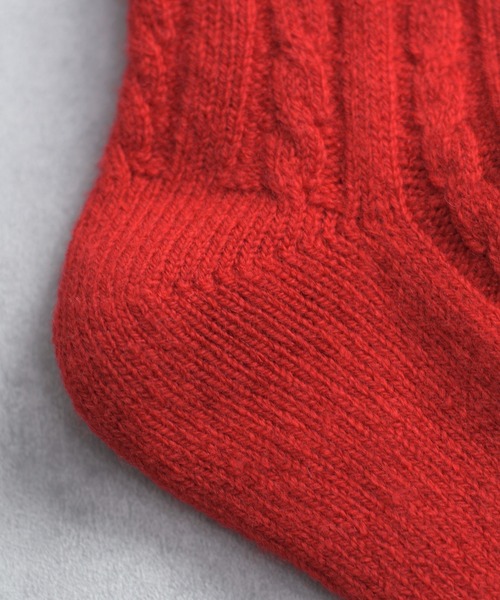 And A（アンドエー）の「MARCOMONDE マルコモンド / wholegarment wool socks ホールガーメント ウールソックス / 10GWGW2-20C（ソックス/靴下・レディース・アイボリー/ライトブラウン/レッド/チャコールグレー・MENS/WOMENS）」の11枚目の写真
