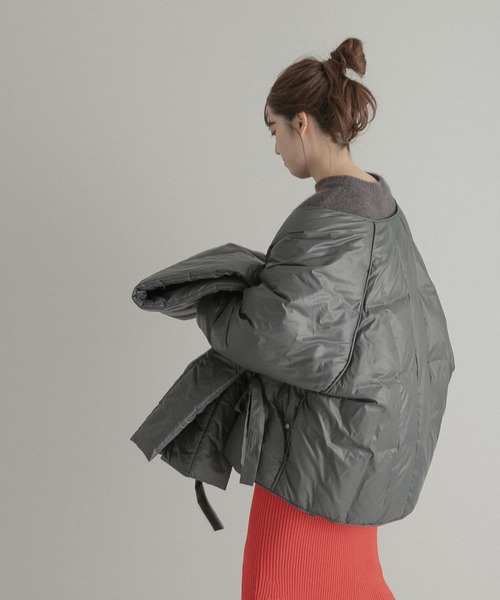 LAATO(ラート)の「MERRY SET DOWN JACKET(ダウンジャケット/コート・レディース・ベージュ/オフホワイト/チャコールグレー・FREE)」の3枚目の写真