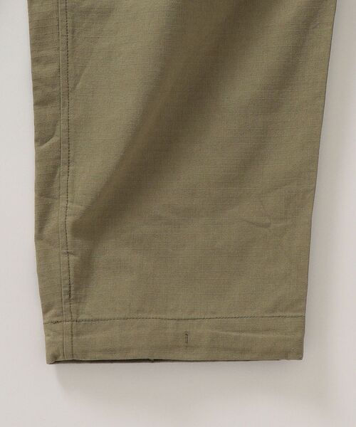 SHIPS（シップス）の「【WEB限定】SHIPS: 6ポケット ミリタリー ワイド イージー カーゴ パンツ（カーゴパンツ・メンズ・チャコールグレー/ブラック/オリーブ・SMALL/MEDIUM/LARGE）」の18枚目の写真