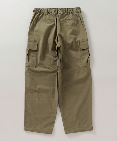 SHIPS（シップス）の「【WEB限定】SHIPS: 6ポケット ミリタリー ワイド イージー カーゴ パンツ（カーゴパンツ・メンズ・チャコールグレー/ブラック/オリーブ・SMALL/MEDIUM/LARGE）」の19枚目の写真