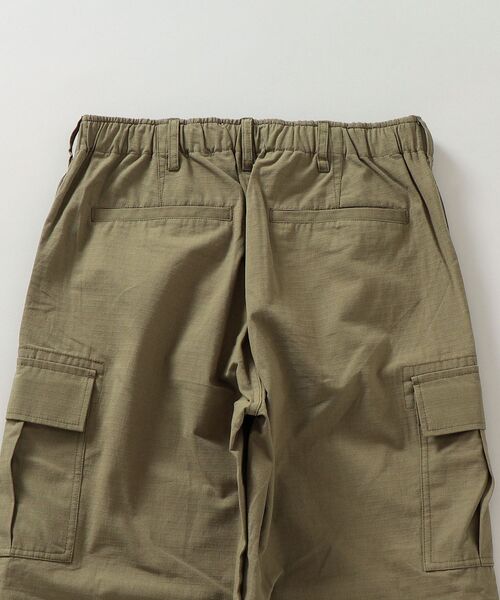 SHIPS（シップス）の「【WEB限定】SHIPS: 6ポケット ミリタリー ワイド イージー カーゴ パンツ（カーゴパンツ・メンズ・チャコールグレー/ブラック/オリーブ・SMALL/MEDIUM/LARGE）」の20枚目の写真