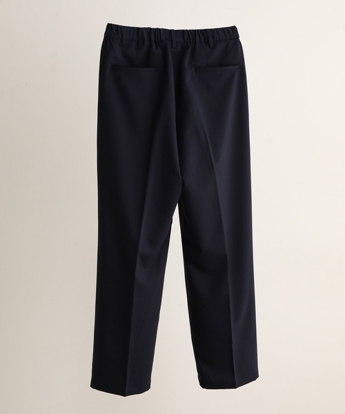 JUNRED(ジュンレッド)の「【ユウ×JUNRed】ポリッシュドTRワンタックストレートワイドパンツ(スラックス・メンズ・ライトグレー/ネイビー/ブラック・S/M/L)」の9枚目の写真