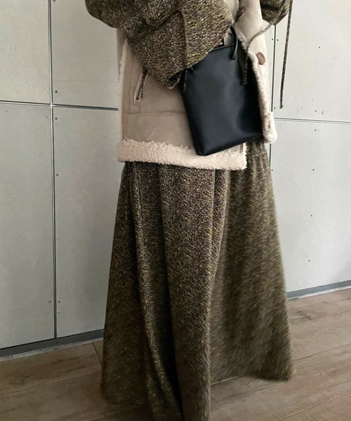 w closet(ダブルクローゼット)の「小花プリントドロストワンピース(ワンピース・レディース・イエロー/グレー系2・FREE)」の18枚目の写真