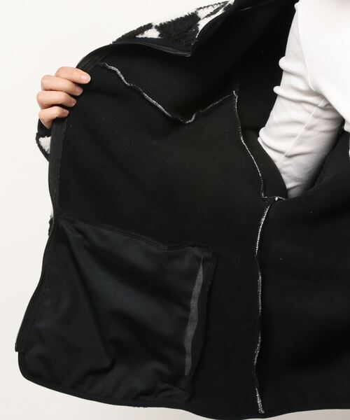 FANCY CLUB(ファンシークラブ)の「A'GEM/9 × .kom『 FANCY CLUB/ファンシークラブ』ARGYLE FLEECE JACKET/アーガイル柄 ボア フリース ジャケット(ブルゾン・レディース・ブラック・FREE)」の4枚目の写真
