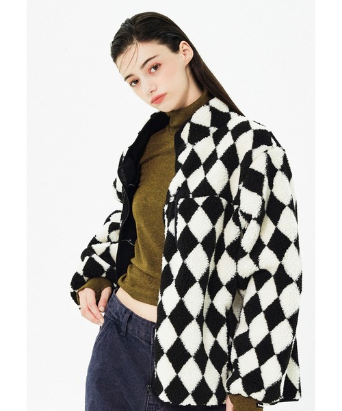 FANCY CLUB(ファンシークラブ)の「A'GEM/9 × .kom『 FANCY CLUB/ファンシークラブ』ARGYLE FLEECE JACKET/アーガイル柄 ボア フリース ジャケット(ブルゾン・レディース・ブラック・FREE)」の3枚目の写真