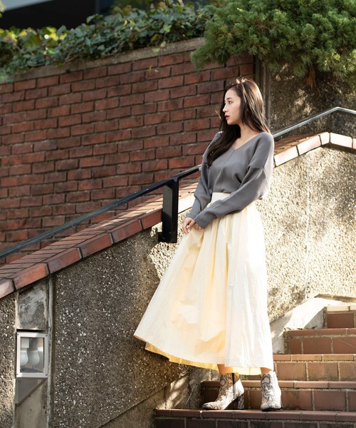 FREE'S MART（フリーズマート）の「◆総針前後2Way裾ダーツニット（ニット/セーター・レディース・ブラック/ホワイト/グリーン/オレンジ・FREE）」の6枚目の写真