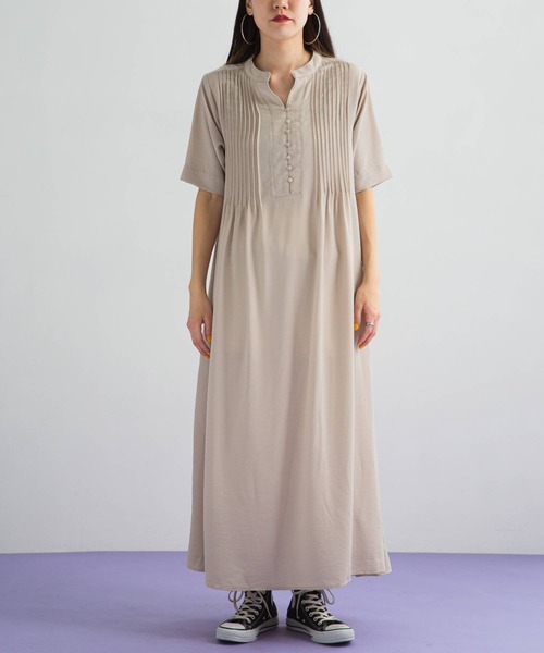 bohmal（ボマール）の「リネンライクピンタックデザインスキッパーロングワンピース（ワンピース・レディース・ホワイト/アッシュブラウン/ナチュラル・FREE）」の4枚目の写真