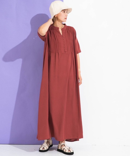 bohmal（ボマール）の「リネンライクピンタックデザインスキッパーロングワンピース（ワンピース・レディース・ホワイト/アッシュブラウン/ナチュラル・FREE）」の15枚目の写真