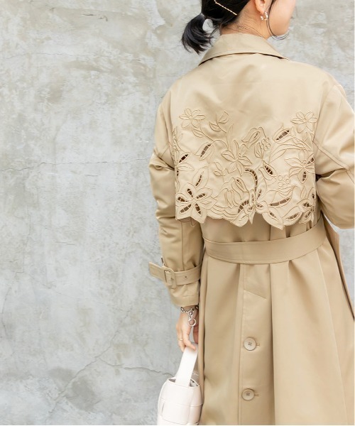 RANDA(ランダ)の「カッティングデザイントレンチコート(トレンチコート・レディース・アイボリー/ベージュ・1/0)」の12枚目の写真