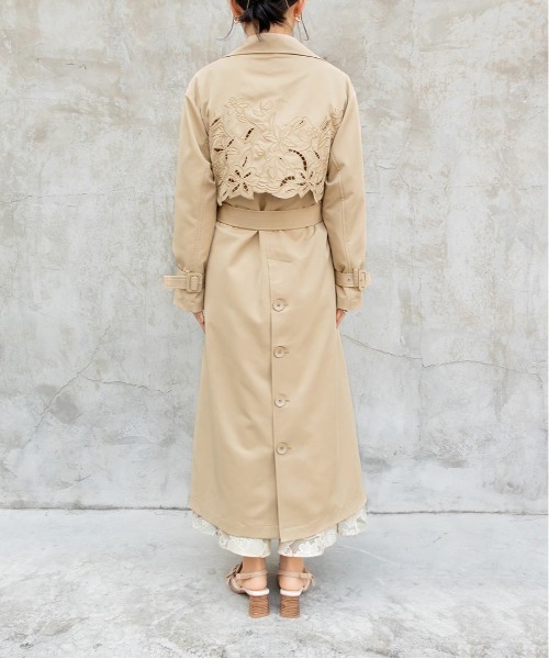 RANDA(ランダ)の「カッティングデザイントレンチコート(トレンチコート・レディース・アイボリー/ベージュ・1/0)」の19枚目の写真