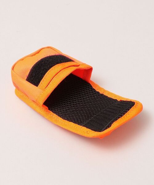 SHIPS（シップス）の「【WEB限定】SHIPS: 〈撥水加工〉 2セット ポーチ ネック ストラップ（ショルダーバッグ・メンズ・ブラック/オリーブ/イエロー・ONE SIZE）」の17枚目の写真