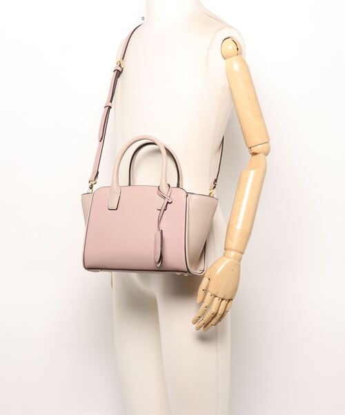 Samantha Thavasa（サマンサタバサ）の「バイカラーハンドルバッグ（ハンドバッグ・レディース・ブラック/グレイッシュベージュ/ピンクベージュ/オフホワイト・FREE）」の9枚目の写真