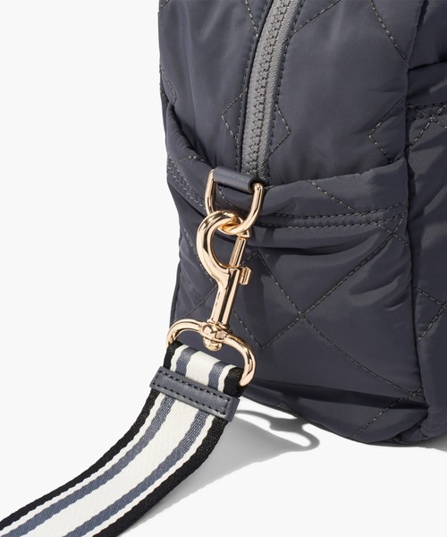 MARC JACOBS(マークジェイコブス)の「【オンライン限定】QUILTED NYLON SMALL WEEKENDER/キルテッド ナイロン スモール ウィークエンダー バッグ(ボストンバッグ・レディース・その他・ONE SIZE)」の8枚目の写真