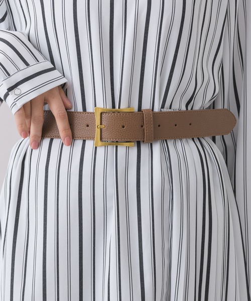 KATHARINE ROSS(キャサリンロス)の「【KATHARINE ROSS】レザーライクマットゴールドバックルベルト 38mm幅 WEB限定(ベルト・レディース・ブラック/ベージュ/ブラウン・MEDIUM)」の7枚目の写真
