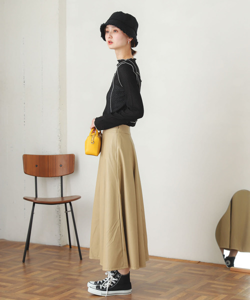 SENSE OF PLACE by URBAN RESEARCH(センスオブプレイスバイアーバンリサーチ)の「メローコンパクトトップ(Tシャツ/カットソー・レディース・ブラック/アイボリー/カーキ・ONE)」の6枚目の写真