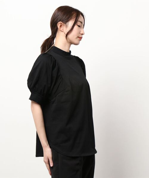 RANAN(ラナン)の「ボリューム袖ハイネックプルオーバー(Tシャツ/カットソー・レディース・サンドグレー/グリーン/ブラック・L/LL/M)」の16枚目の写真