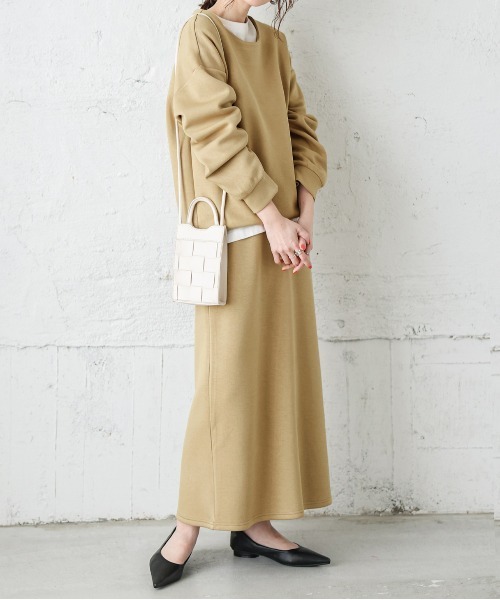 La-gemme(ラジェム)の「ダンボールニットセットアップ(セットアップ・レディース・ブラック/ベージュ/グリーン/ライトブラウン/ラベンダー・M/L)」の3枚目の写真