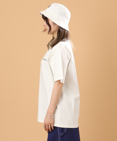 AVIREX（アヴィレックス）の「ネオンカラー ナバル Tシャツ/NEON COLOR NAVAL T-SHIRT（Tシャツ/カットソー・レディース・ブラック/ホワイト/ブラウン系その他/ダークオリーブ・MEDIUM/LARGE/XX-LARGE/X-LARGE）」の7枚目の写真