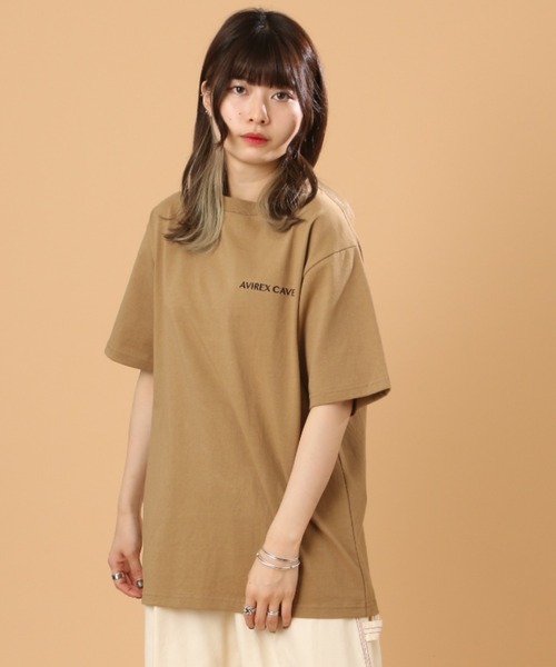 AVIREX（アヴィレックス）の「ネオンカラー ナバル Tシャツ/NEON COLOR NAVAL T-SHIRT（Tシャツ/カットソー・レディース・ブラック/ホワイト/ブラウン系その他/ダークオリーブ・MEDIUM/LARGE/XX-LARGE/X-LARGE）」の13枚目の写真