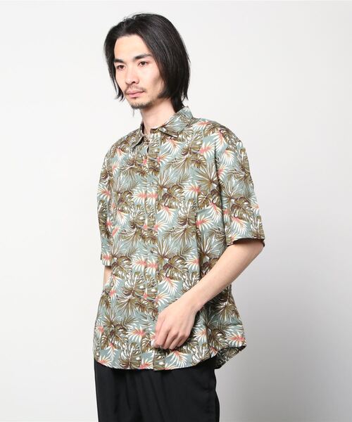 BANANA REPUBLIC FACTORY STORE（バナナリパブリック ファクトリーストア）の「BANANA REPUBLIC FACTORY STORE　　日本限定半袖リネンプリントシャツ（シャツ/ブラウス・メンズ・マルチ/ブルー系その他/グリーン/ブルー/ブルー系その他2/ブルー系その他3・M/S/XL/L）」の10枚目の写真