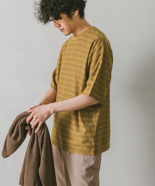 URBAN RESEARCH DOORS(アーバンリサーチドアーズ)の「マルチボーダーショートスリーブTシャツ(Tシャツ/カットソー・メンズ・チャコールグレー/イエロー/オレンジ・40/38)」の5枚目の写真