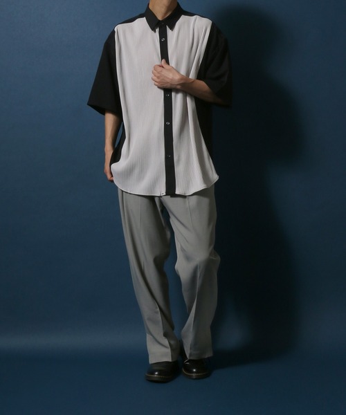 ANPAS(アンパス)の「Natural Stretch Oversize Pleated Switching Shirt/ストレッチ オーバーサイズ プリーツ切り替え シャツ(シャツ/ブラウス・メンズ・ホワイト/ブラック/ブルー・M/L)」の17枚目の写真