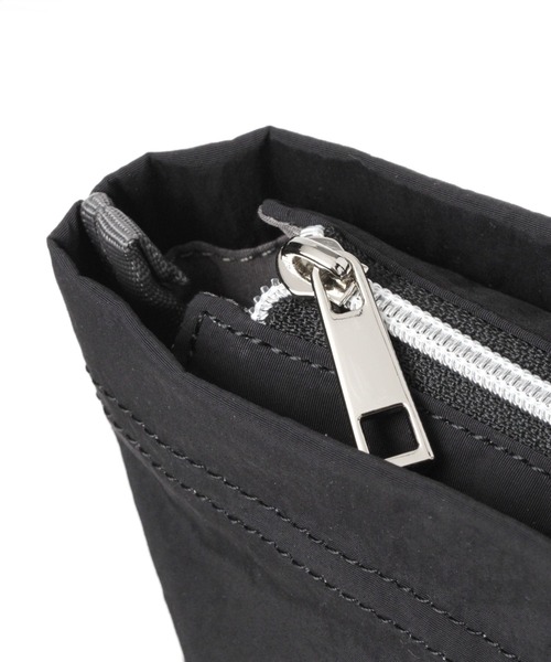 studio CLIP（スタディオクリップ）の「Legato Largo別注ナイロントートバッグ（トートバッグ・レディース・カーキ/ブラック/ベージュ・FREE）」の8枚目の写真