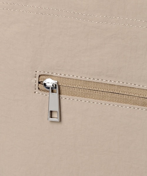 studio CLIP（スタディオクリップ）の「Legato Largo別注ナイロントートバッグ（トートバッグ・レディース・カーキ/ブラック/ベージュ・FREE）」の9枚目の写真