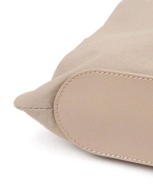 studio CLIP（スタディオクリップ）の「Legato Largo別注ナイロントートバッグ（トートバッグ・レディース・カーキ/ブラック/ベージュ・FREE）」の21枚目の写真