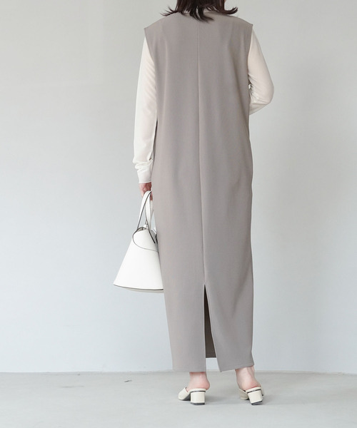 IAMUSE（アイアミューズ）の「Vネックロングワンピース S0608【IAMUSE】（ワンピース・レディース・ブラック/グレイッシュベージュ・FREE）」の10枚目の写真