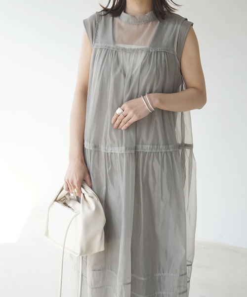 IAMUSE（アイアミューズ）の「Vネックロングワンピース S0608【IAMUSE】（ワンピース・レディース・ブラック/グレイッシュベージュ・FREE）」の11枚目の写真