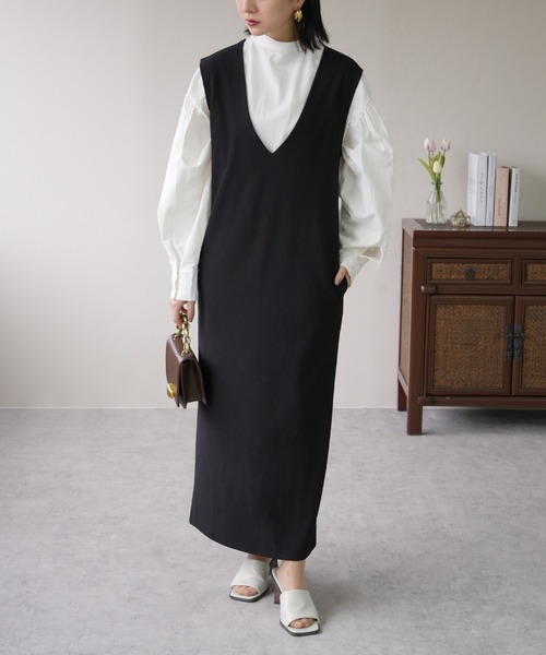IAMUSE（アイアミューズ）の「Vネックロングワンピース S0608【IAMUSE】（ワンピース・レディース・ブラック/グレイッシュベージュ・FREE）」の21枚目の写真