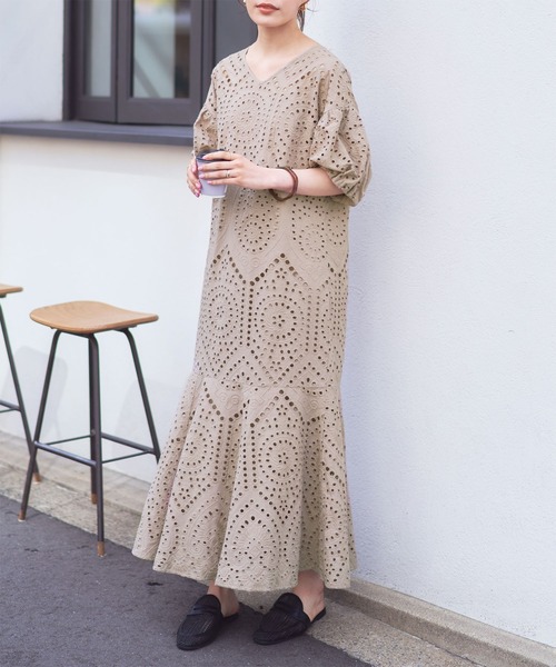 新品　未着用　マーレット　コットンレースワンピース 美品マーレットワンピースレースAラインコットン