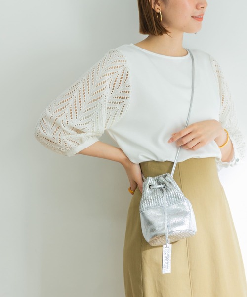 marco masi（マルコマージ）の「MARCO MASI　VIT-L SHOLDER BAG（ハンドバッグ・レディース・シルバー・-）」の2枚目の写真