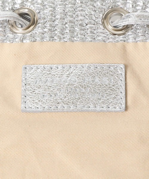 marco masi（マルコマージ）の「MARCO MASI　VIT-L SHOLDER BAG（ハンドバッグ・レディース・シルバー・-）」の9枚目の写真