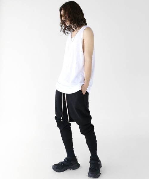 minsobi（ミンソビ）の「ルーズタンクトップ（タンクトップ・メンズ・ホワイト/ブラック・FREE）」の5枚目の写真