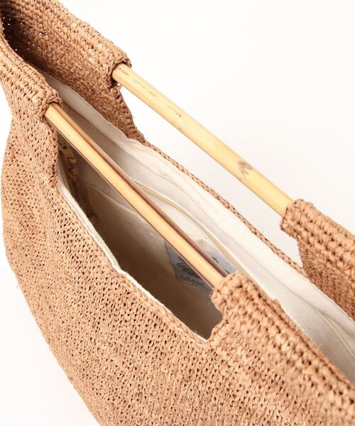 OUVRAGE CLASSE(ウヴラージュクラス)の「【MADE IN MADA /メイドインマダ】NIRY CLUTCHES(クラッチバッグ・レディース・ライトブラウン・FREE)」の3枚目の写真