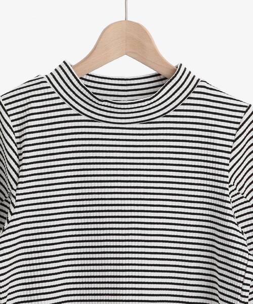 MAJESTIC LEGON(マジェスティックレゴン)の「タックスリーブリブトップス(Tシャツ/カットソー・レディース・ブラック/グリーン/アイボリー/ブラック系その他・MEDIUM)」の14枚目の写真