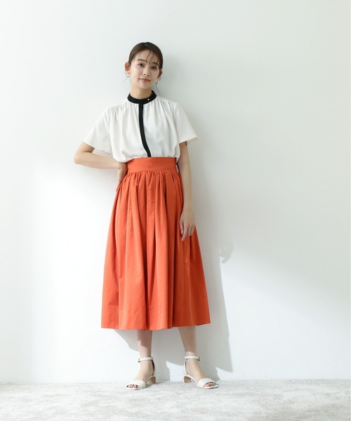 N.(N. Natural Beauty Basic)(エヌエヌナチュラルビューティーベーシック)の「ブライトタフタボリュームスカート(スカート・レディース・ブラック/オレンジ・MEDIUM)」の14枚目の写真