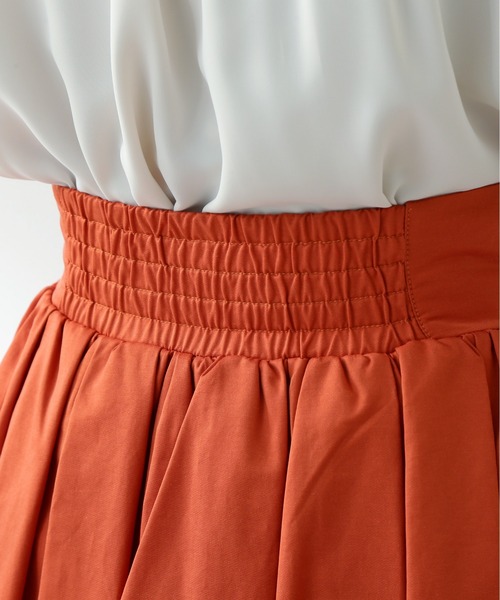 N.(N. Natural Beauty Basic)(エヌエヌナチュラルビューティーベーシック)の「ブライトタフタボリュームスカート(スカート・レディース・ブラック/オレンジ・MEDIUM)」の18枚目の写真