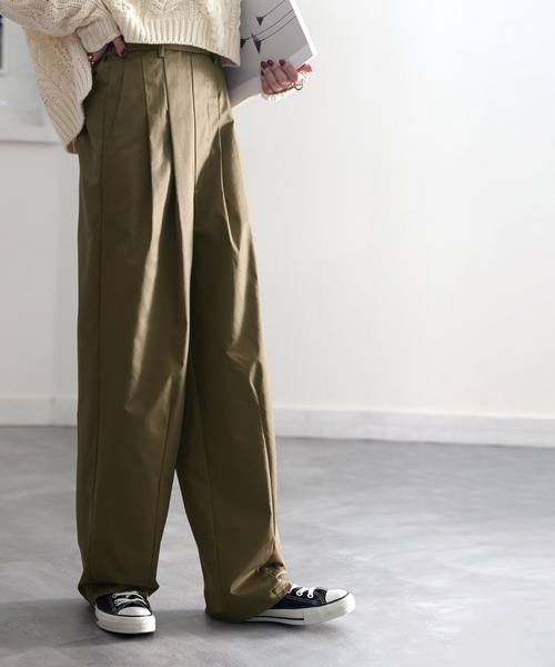 classicalelf(クラシカルエルフ)の「だぼっとが可愛い。ルーズテーパードタックワイドパンツ(その他パンツ・レディース・チャコールグレー/ブラック/カーキブラウン/ホワイト系その他・SMALL/MEDIUM/LARGE/X-LARGE)」の5枚目の写真