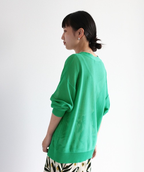 cepo(セポ)の「シアーVネックカーディガン(カーディガン/ボレロ・レディース・ブラック/オフホワイト/グリーン・M)」の20枚目の写真