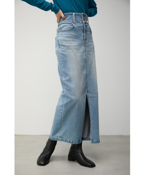 AZUL by moussy(アズールバイマウジー)の「HIGH WAIST SLIT DENIM SK Ⅱ/ハイウエストスリットデニムスカートⅡ(スカート・レディース・ベージュ/ライトブルー/ブラック/ダークブルー・MEDIUM/LARGE/SMALL/X-SMALL)」の3枚目の写真