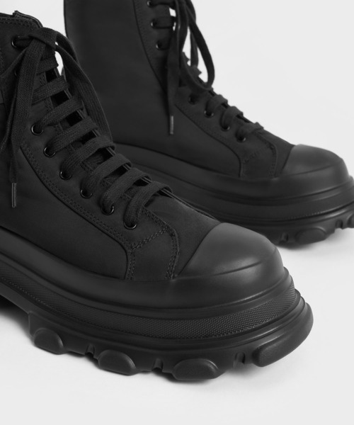 CHARLES & KEITH（チャールズ & キース）の「ナイロンチャンキー ハイトップスニーカー（スニーカー・レディース・ブラック/サンドベージュ・22.5cm/23cm/23.5cm/24.5cm/25cm/25.5cm）」の7枚目の写真