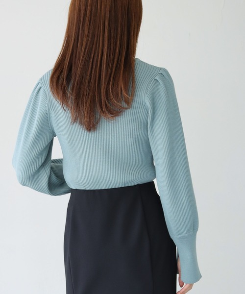 HER CLOSET(ハークローゼット)の「【Twenty Three】2wayパール釦リブニット(ニット/セーター・レディース・ブラック/オフホワイト/ブルー/ライトグリーン/ラベンダー・FREE)」の19枚目の写真