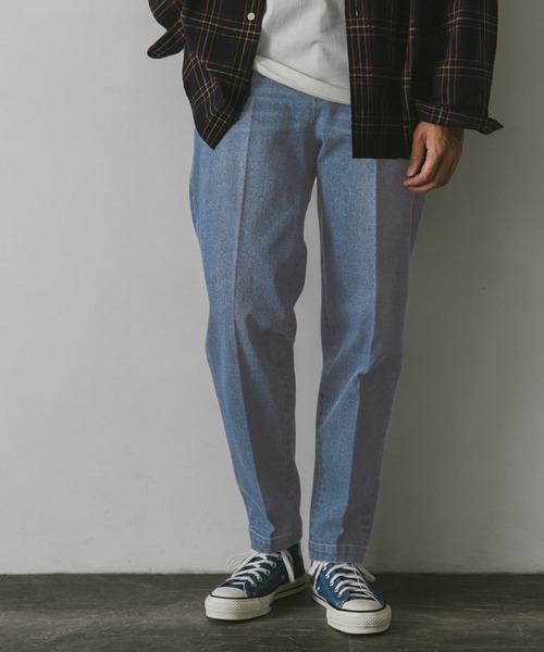 URBAN RESEARCH DOORS（アーバンリサーチドアーズ）の「デニムテーパードトラウザー（デニムパンツ・メンズ・ブルー系その他/インディゴブルー/ブラック・SMALL/MEDIUM/LARGE）」の5枚目の写真